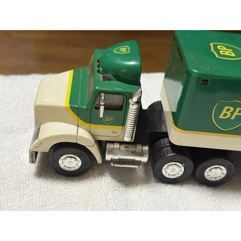 Vintage BP Toy Race Car Carrier Semi Truck‎ Limited Edition Series & F1 Race Car